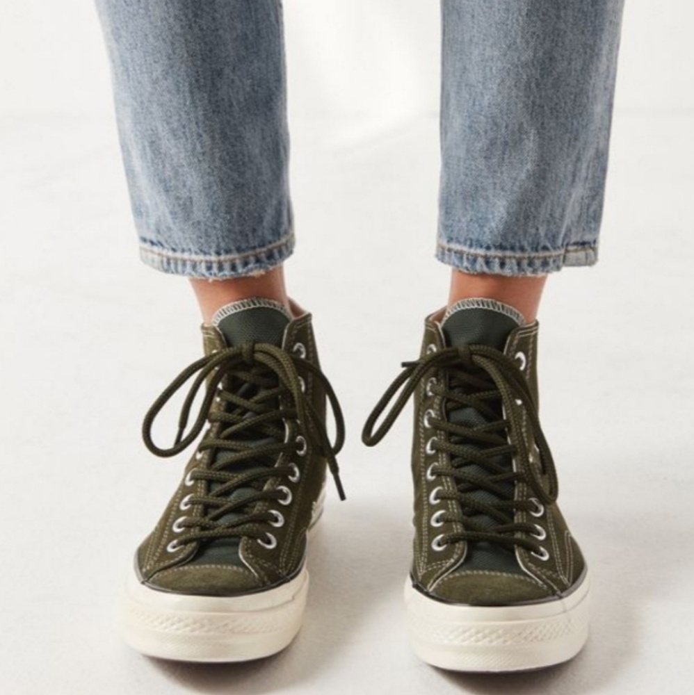 Converse Base Camp Sneakers